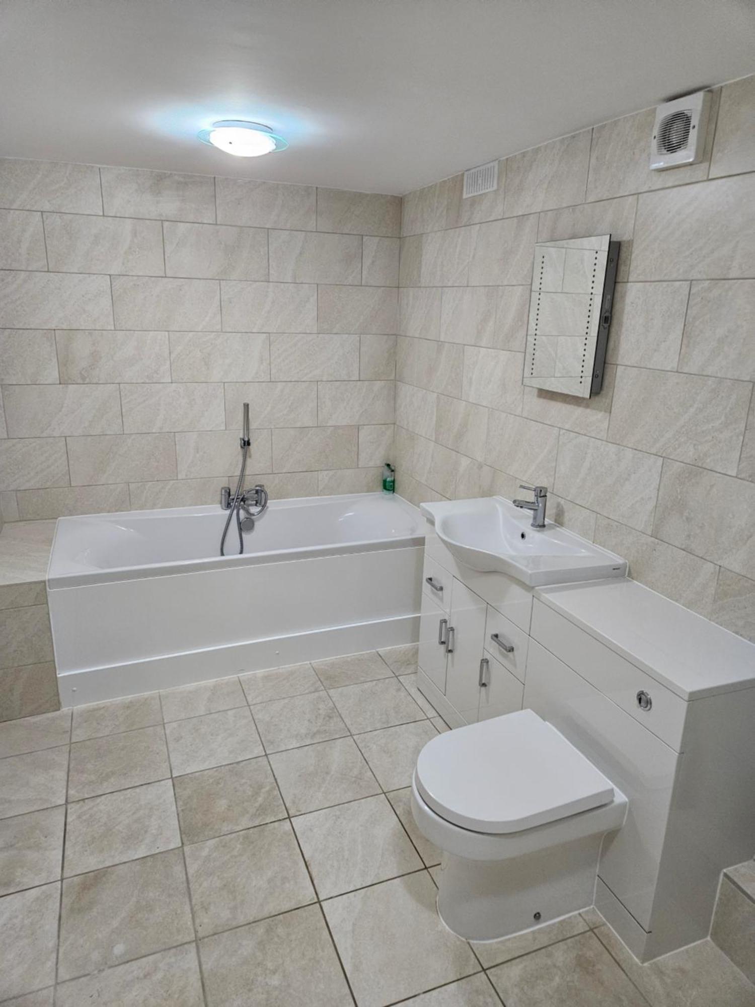 Lister Park Bradford 2Bed Detached Cottage House Parking Cinema Screen Games Room Exteriör bild